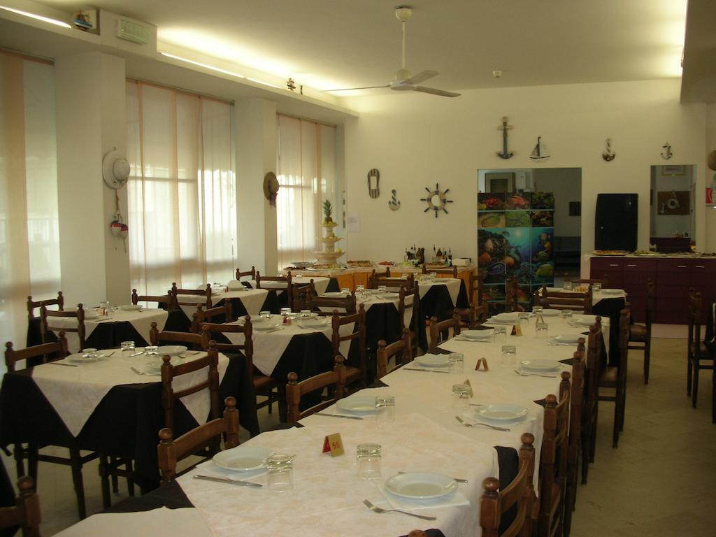 Hotel Gemma Ρίμινι Εξωτερικό φωτογραφία