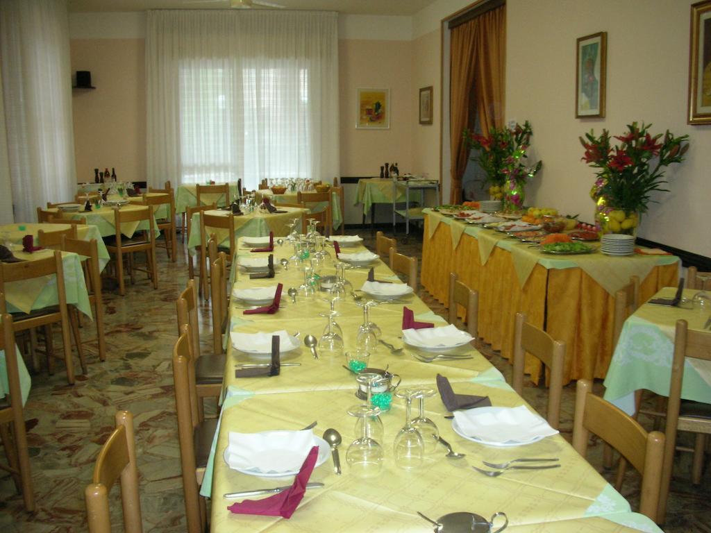 Hotel Gemma Ρίμινι Εξωτερικό φωτογραφία