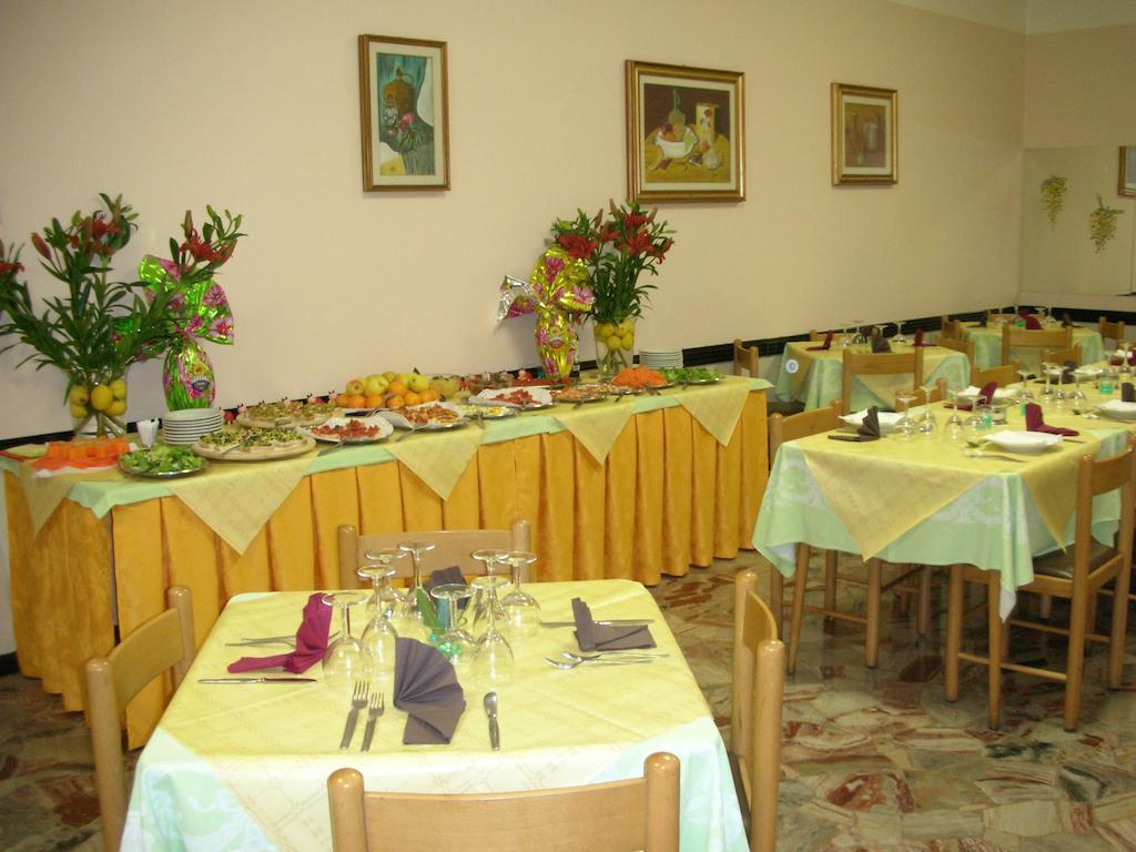 Hotel Gemma Ρίμινι Εξωτερικό φωτογραφία