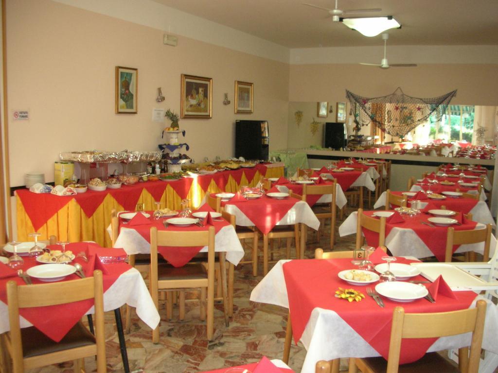 Hotel Gemma Ρίμινι Εξωτερικό φωτογραφία