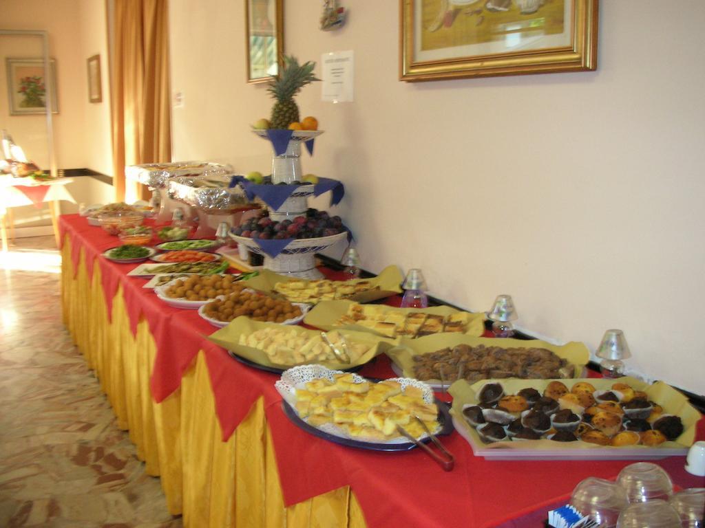 Hotel Gemma Ρίμινι Εξωτερικό φωτογραφία