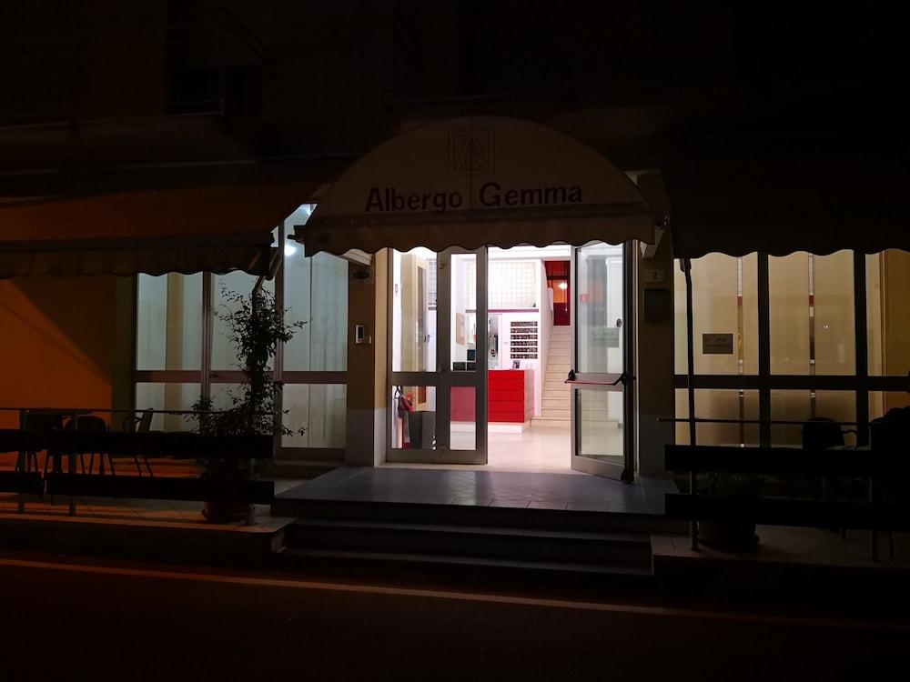 Hotel Gemma Ρίμινι Εξωτερικό φωτογραφία