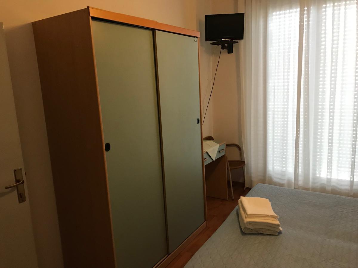 Hotel Gemma Ρίμινι Εξωτερικό φωτογραφία
